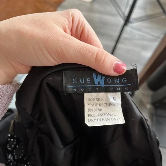 Vintage Sue Wong Nocturne Black Silk One Shoulder Beaded Evening Gown - Picture 4 of 6